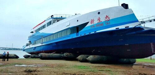 اولین کشتی ابرخازن خالص در چین